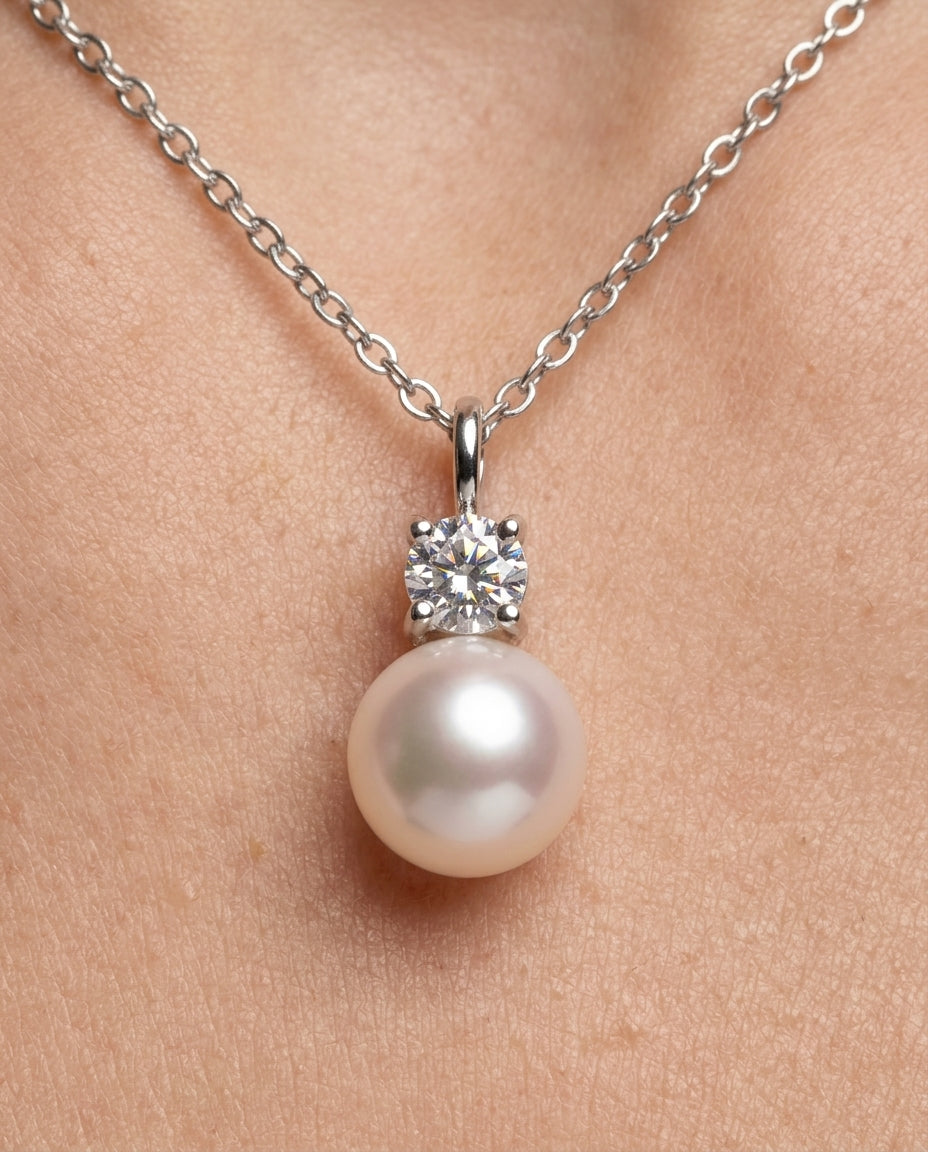 Pendant Necklace — Macro Detail | Generated by Modelize